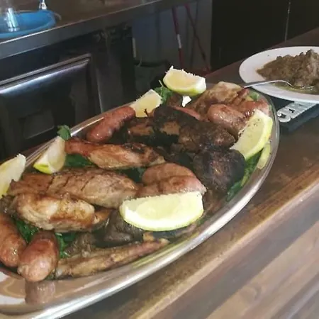 בית כפרי Restaurant A Casa Mia